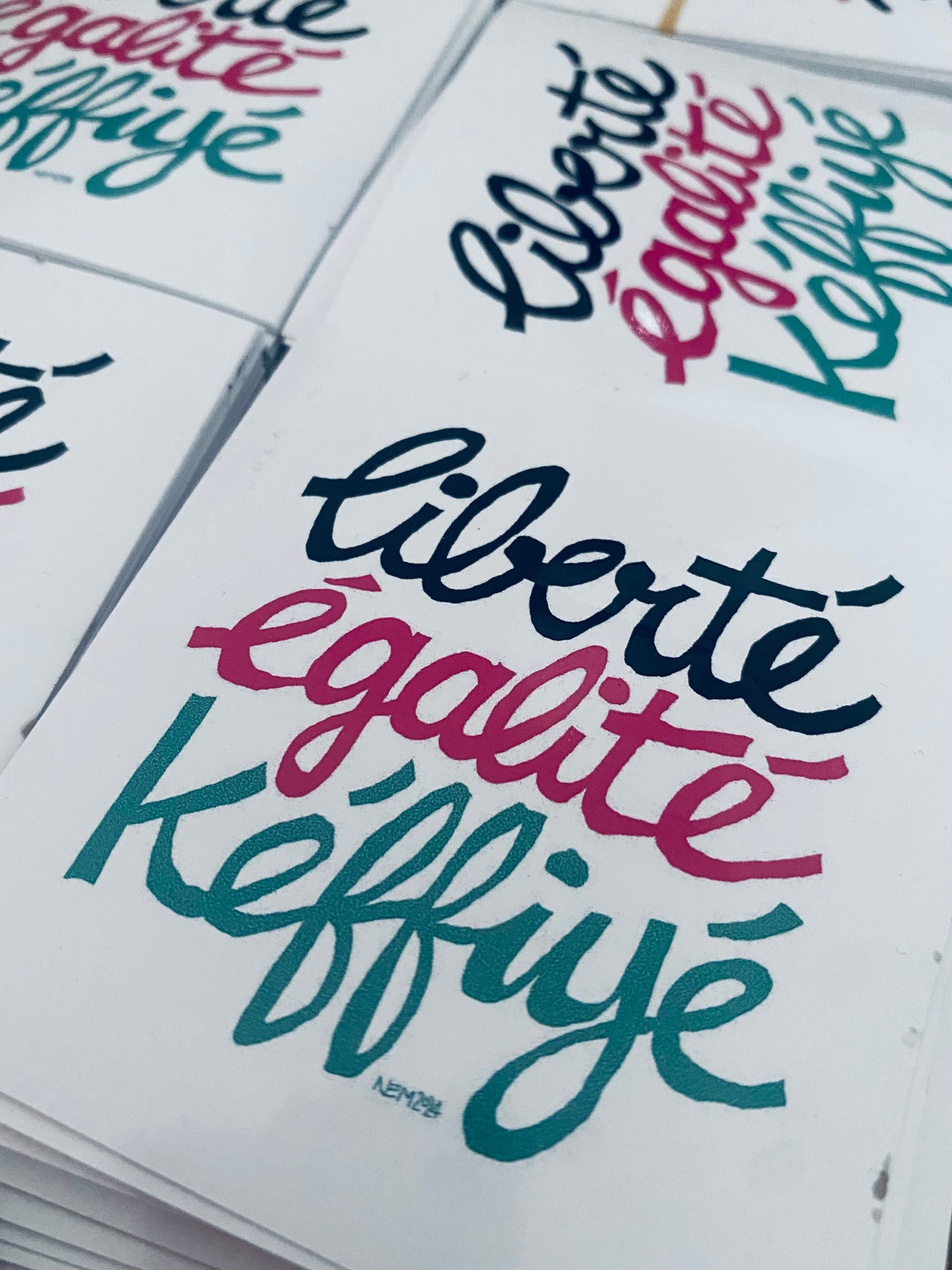 STICKERS "LIBERTÉ ÉGALITÉ KEFFIYÉ" - 100% des bénéfices reversés à l'ONG Palmed